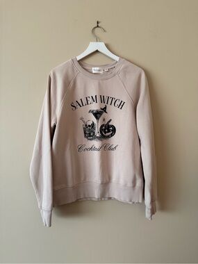 Halloween Spooky Mia & Tess Salem With Cocktail Club Sweatshirt Large